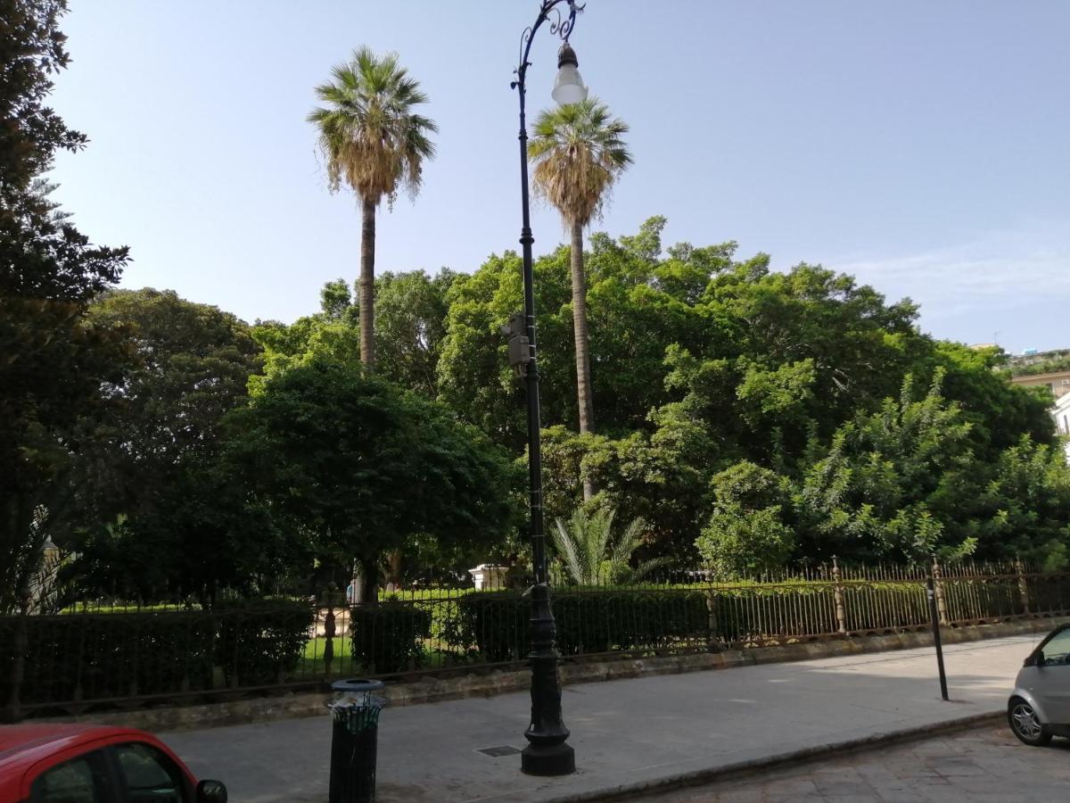 Apartment Vittorio Emanuele George Palermo