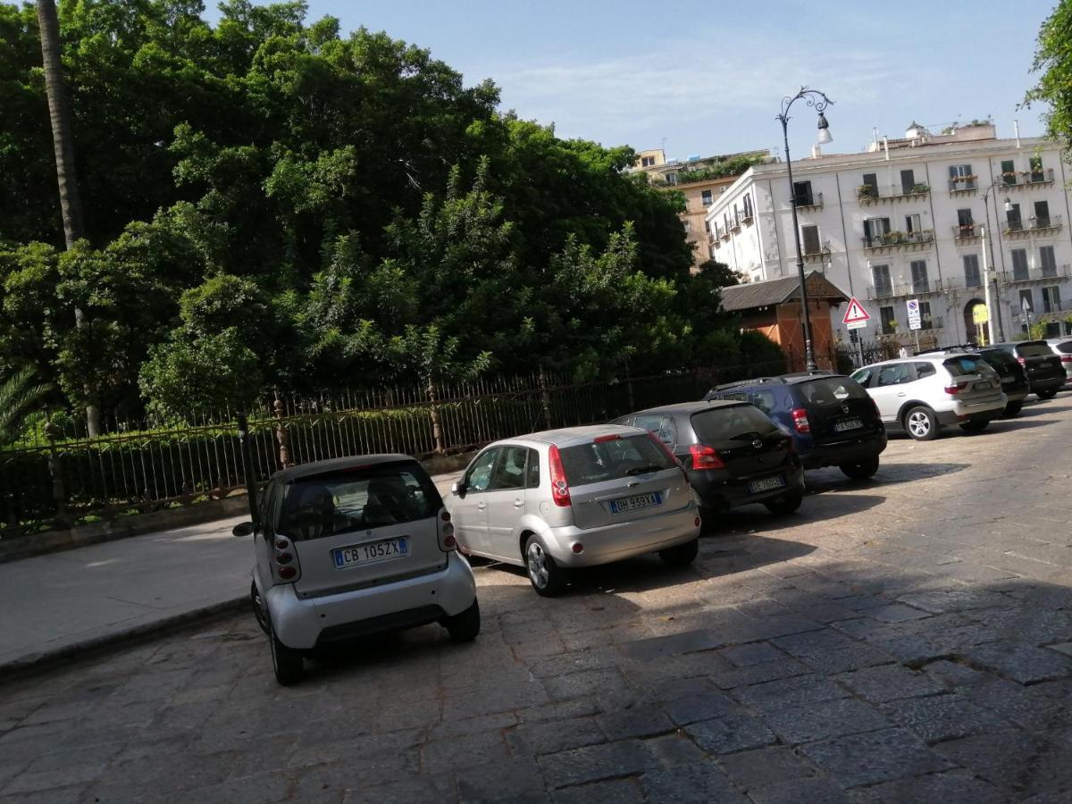 Vittorio Emanuele George Apartment *