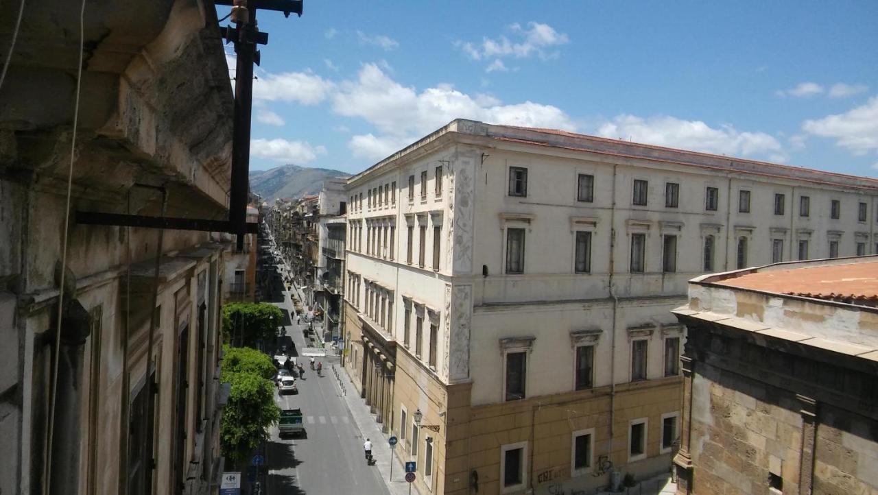 Vittorio Emanuele George Apartment